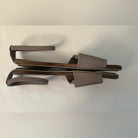 Rag & Bone Ellory Sandal, Gray, GUC, Size 38/8 US - Picture 4 of 8